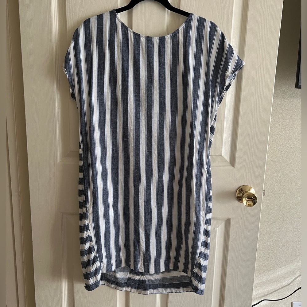 Madewell shift dress in navy and cream, size medium